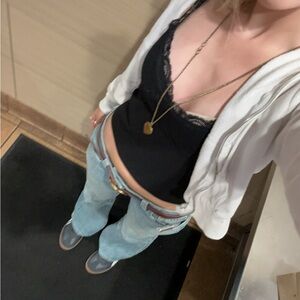 Meet your Posher, Carrie